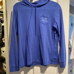 Women’s vineyard vine long sleeve hooded shirt
